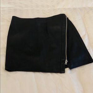 Zara Pleather Zipper Skirt NWOT